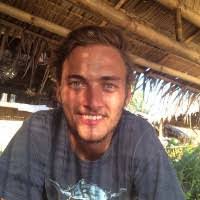 Casey Pilling's Instagram, Twitter & Facebook