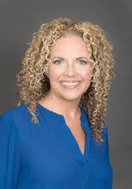 Amanda Bruff's Instagram, Twitter & Facebook