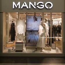 Retail Mango Windows 2014 Spring Budapest Hungary Digital Signage In Storefront Window Window Display Retail Design Window Display Retail