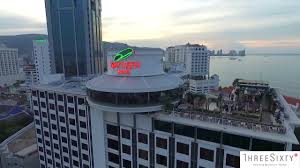 I love penang …has character, history, the hills, the beaches and the food! Threesixty Revolving Restaurant Penang Sky Bar In Malaysia Book Now
