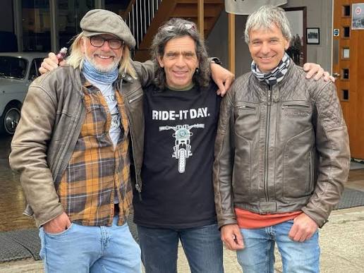 After a rather long wait, series 13 of The Motorbike Show kicks off on ITV4  on Wednesday, 27th November, at 9pm. Join Allen Millyard, Guy Willison and  me for more fun on
