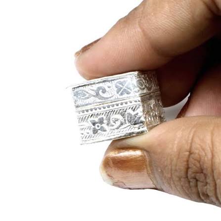 Silver Dibbi