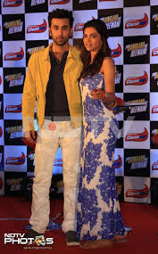 The Ex Factor Ranbir Kapoor And Deepika Padukone Are Busy Promoting Their Upcoming Film Yeh Jawaa Bollywood Fashion Bollywood Celebrities Deepika Padukone Hot