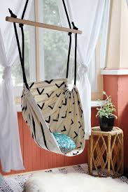 Hammock Chair Diy A Beautiful Mess Diy Hammock Chair Diy Hammock Diy Chair
