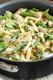 Garlic butter is the sauce of gods. Creamy One Pan Chicken Asparagus Pasta Yummy Healthy Easy
