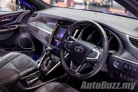 Search for new used toyota harrier cars for sale in malaysia. Toyota Harrier Previewed In Malaysia 2 0l Turbo 2 Variants From Rm238k Autobuzz My