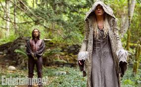 Once Upon A Time Season 5 Look At Who S Training The Dark Swan Once Upon A Time The Dark One Dark Swan