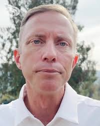 Don’t. Sleep. On. The. Utes. 😤, Head coach Kyle Kepler has his  @utahtrackxc women’s team rolling with another fantastic outing this fall  at the #BillDellingerInvitational., 📸: @tgh_pdx_photos