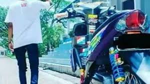Jika pembaca mengetahui berbagai model modif motor terkeren, seperti modifikasi mio j 2014 yang admin sajikan dibawah ini. Mio J Mio Gt Modif Indonesia Youtube