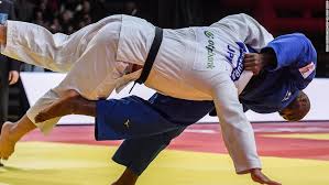 The new msn, your customizable collection of the best in news, sports, entertainment, money, weather, travel, health, and lifestyle, combined with outlook, facebook. Teddy Riner French Judo Legend Loses First Fight In Nearly 10 Years Cnn