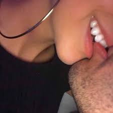 Sevgililər üçün ən gözəl whatsapp profil şəkilləri 2021