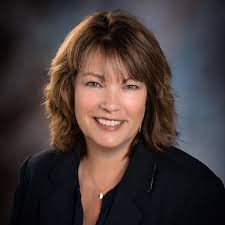 Theresa Muth Broker MORE Realty