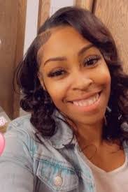 Arnold Manley's Instagram, Twitter & Facebook