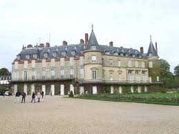 Guests find many of the 21 hotels in rambouillet an attraction in themselves. Chateau De Rambouillet Rambouillet Structurae