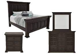 For your guest room or the master, a queen bedroom set might be the perfect choice for you! Chalet Queen Size Bedroom Set Brown Home Furniture Plus Bedding