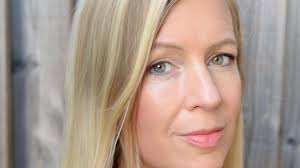 Kompetent och njutbar thriller med lokalfärg och trivsamt språk