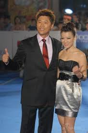 Search for text in self post contents. å›¾æ–‡ ä¾¯æ˜Œæ˜Žå¤«å¦‡ä¿©æºæ‰‹äº®ç›¸çº¢æ¯¯æ©çˆ±åŒè¡Œ æ‰‹æœºæ–°æµªç½'
