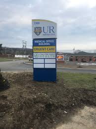 Ur Medicine Tenant Pylon Sign By Premier Sign Systems Llc Signage Signs Pylonsign Rochesterny Premiersign Sign System Monument Signs Interior Signs