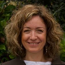 Laura Ibbotson's Instagram, Twitter & Facebook