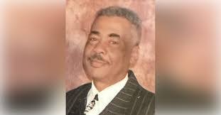 Earline Epps's Instagram, Twitter & Facebook