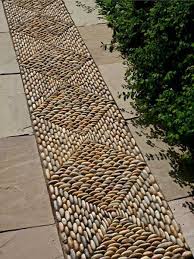 Gowritter Com Brings Together Interesting And Creative Ideas For Garden Paths Gartenweg Trittsteine Garten Patio Garten