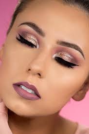 When it comes to pairing makeup with a red dress, consider adding radiance to your complexion with a rose gold highlighter. Eye Makeup For Rose Gold Dress Novocom Top