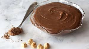 Ingredients Pour 1 Pot De 450 G Environ 125 G De Chocolat Dessert Au Lait 100 G De Beurre A Tempe Homemade Nutella Homemade Nutella Recipes Nutella Recipes