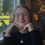 Kaitlyn Putney's Instagram, Twitter & Facebook