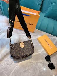 Prodotti di designer italiani e internazionali con consegne in 48h e pagamenti sicuri. Lv Bag Multi Pochette Accessori 3 Pezzi Sacchetto Di Borsa Di Lusso Per Le Donne Di Marca Per La Borsa Delle Donne Per Le Donne Shoulder Bags Aliexpress
