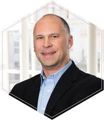 Tim Hanson's Instagram, Twitter & Facebook