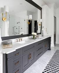 So Richten Sie Ihr Badezimmer In Grau Ein 40 Inspirationen In 2020 Badezimmereinrichtung Badezimmer Schwarz Badezimmer Renovieren