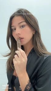 Essential Snow Day Makeup Tips