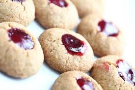 Raspberry Thumbprint Buns Recipe Raspberry Buns Christmas Cake Recipes Biscuit Recipe