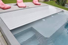 Piscine A Debordement Aizenay