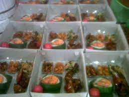 Banyak Menu Yang Lainnya Lhoo Nasi Kotak Ayam Bakar Sambel Kentang Sayur Acar Dan Nasi Kuning Pesan Langsung Ke Waroeng Sayuran Kentang Acar