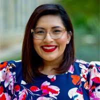 Loida Gonzalez's Instagram, Twitter & Facebook