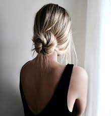 Simple Hair Bun Style Julia Linn Kuoppala Easy Bun Hairstyles Medium Hair Styles Bun Hairstyles