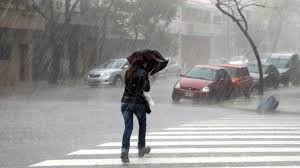 Llueve En Buenos Aires Dicen Que Sera La Primavera Mas Calurosa Y Lluviosa De La Historia Hoy Hizo Frio Lluvia Pronostico Del Tiempo Tormentas Fuertes