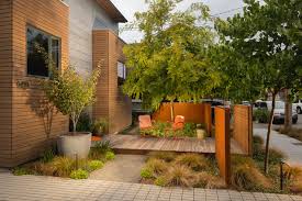 12 Outdoor Screen Ideas That Are Pretty And Private Houzz Au