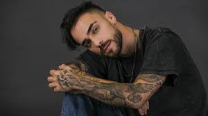 Um contrato com a universal e a oportunidade de frequentar um curso na mais. Diogo Picarra Abre As Portas Do Estudio E Da Vida Para Mostrar O Que Ai Vem