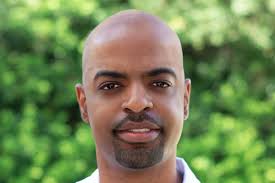 Brandon Ebanks's Instagram, Twitter & Facebook