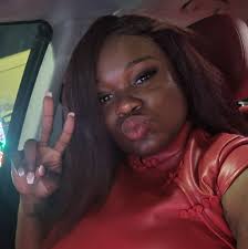 Should have left her clown self with 5 kids..