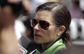 Danica Patrick ends racing career with crash at Indy 500