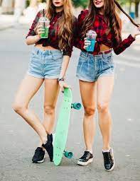 Jenis baju kemeja biasanya terbuat dari bahan katun atau bahan denim yang memiliki kerah dan kancing di bagian depan kemeja. Tips Dan Rekomendasi Produk Baju Couple Sahabat Perempuan Yang Trendi Dan Kompak 2018