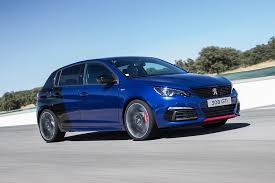 La Peugeot 308 Gti 2018 Revient Au Catalogue Avec Des Chevaux En Moins Peugeot 308 Gti 308 Gti Peugeot 308