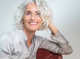 Simone Jacob, Autor bei PETER HAHN Magazin