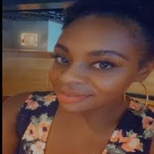 Dana Gamble's Instagram, Twitter & Facebook