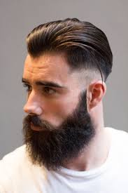 Votre salon style&me met à votre disposition un système de réservation par internet. Pompadour Coiffure Inspirations Et Astuces Pour Les Hommes Branches