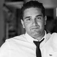 Rose Mourad's Instagram, Twitter & Facebook