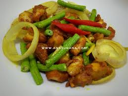 Ayam panggang ala kenny rogers roasters | roasted chicken kenny rogers style. Resipi Ayam Goreng Kunyit Dan Telur Dadar Mayonis Ana Suhana